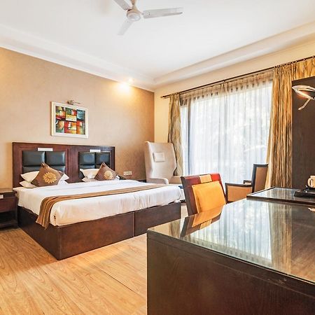 Royal Residence Mg Road Gurgaon Extérieur photo