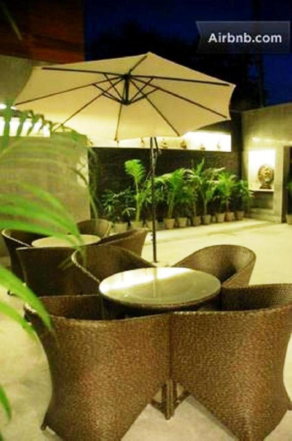 Royal Residence Mg Road Gurgaon Extérieur photo