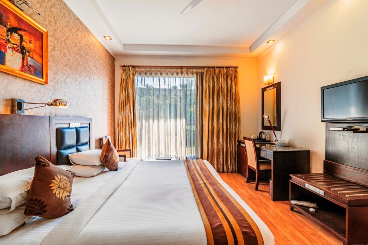 Royal Residence Mg Road Gurgaon Extérieur photo