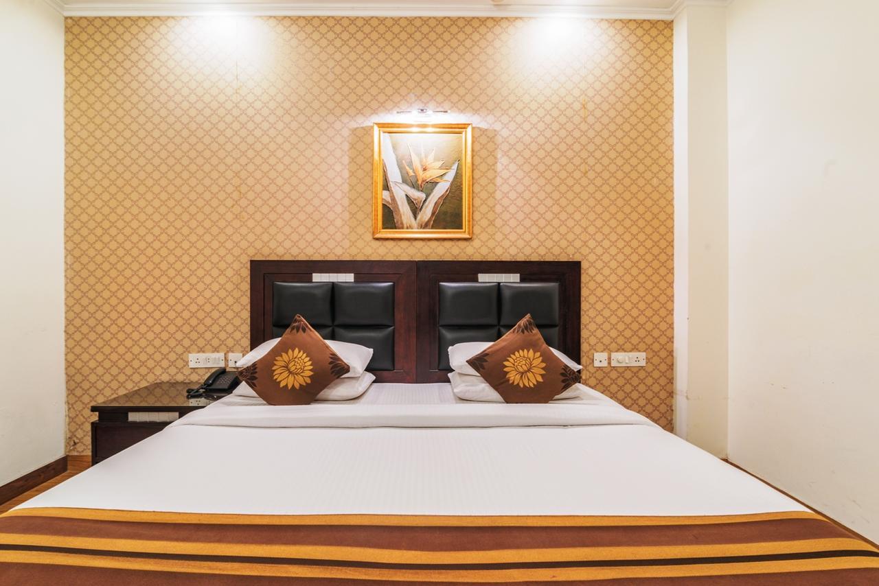 Royal Residence Mg Road Gurgaon Extérieur photo
